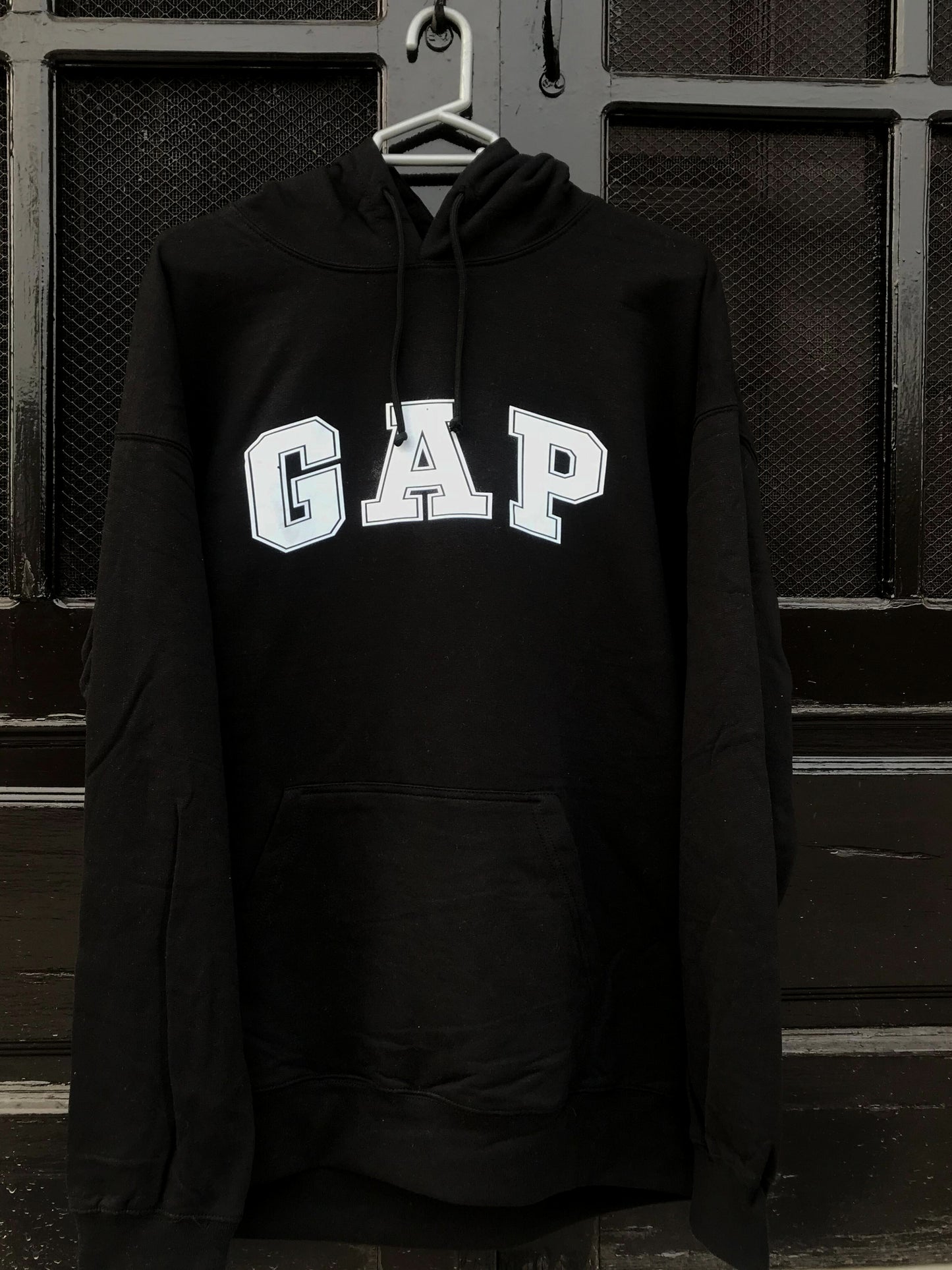 GAP Hoodie - BLACK