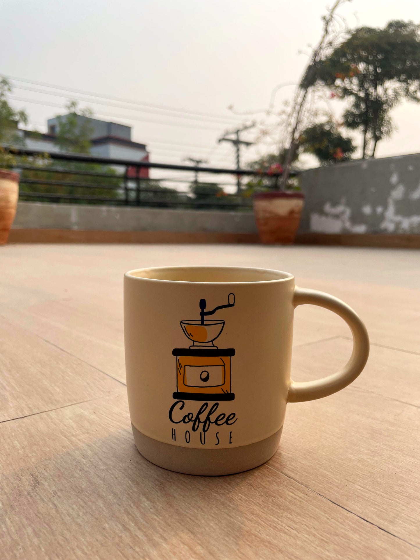 Premium ceramic mug - Coffee
