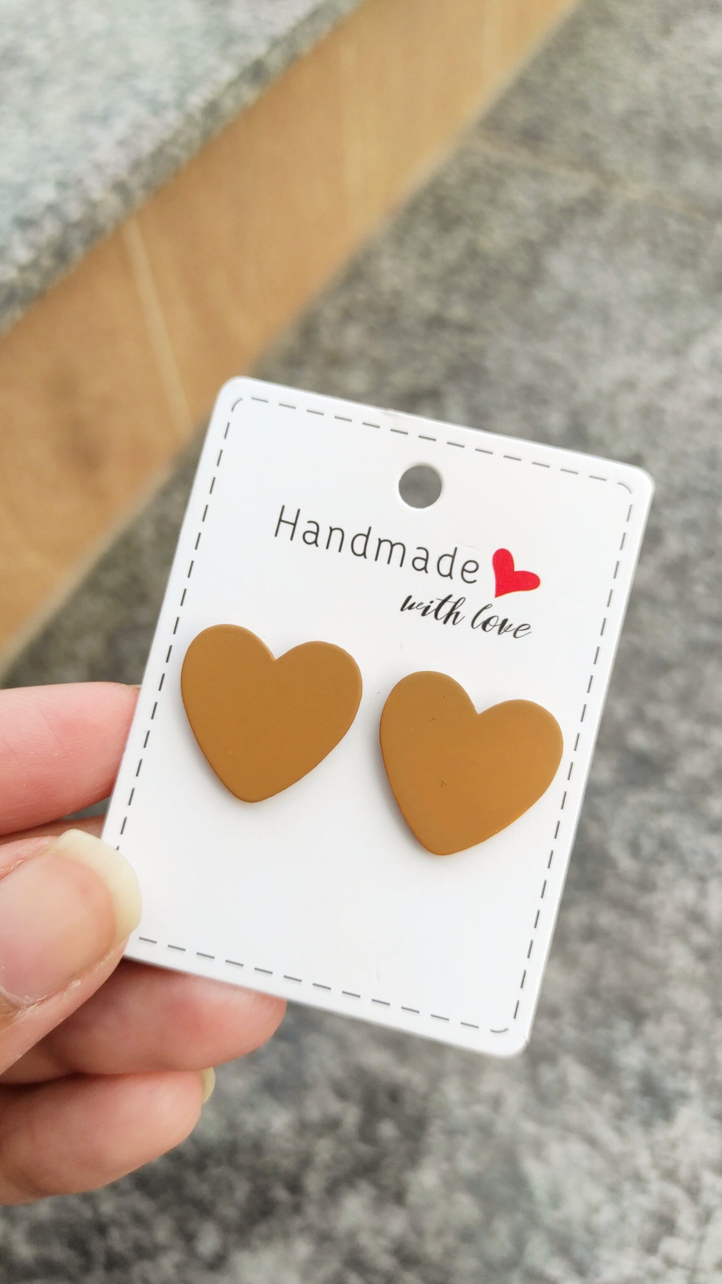 Barely there hearts - Brown